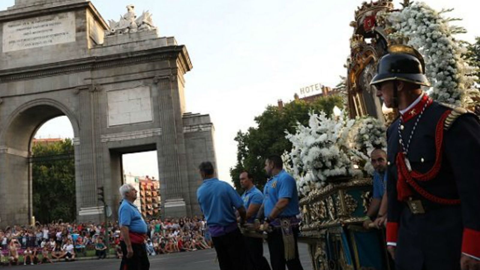 Procesión de la Virgen de la Paloma