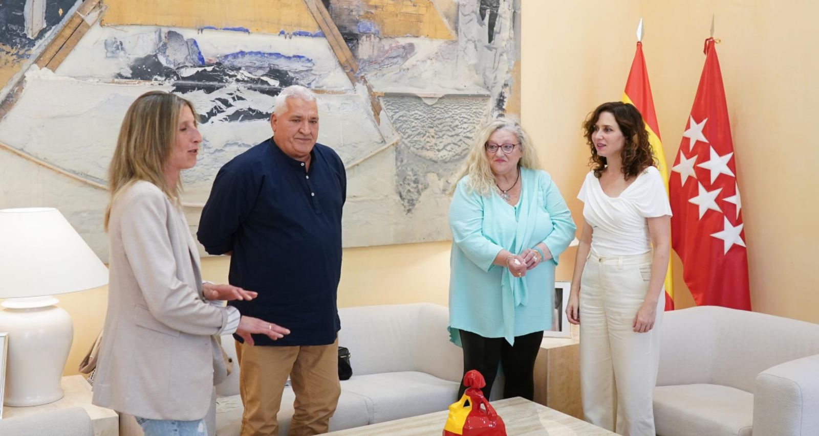 Reunión con los familiares de Sandra Palo en la Presidencia de la Comunidad