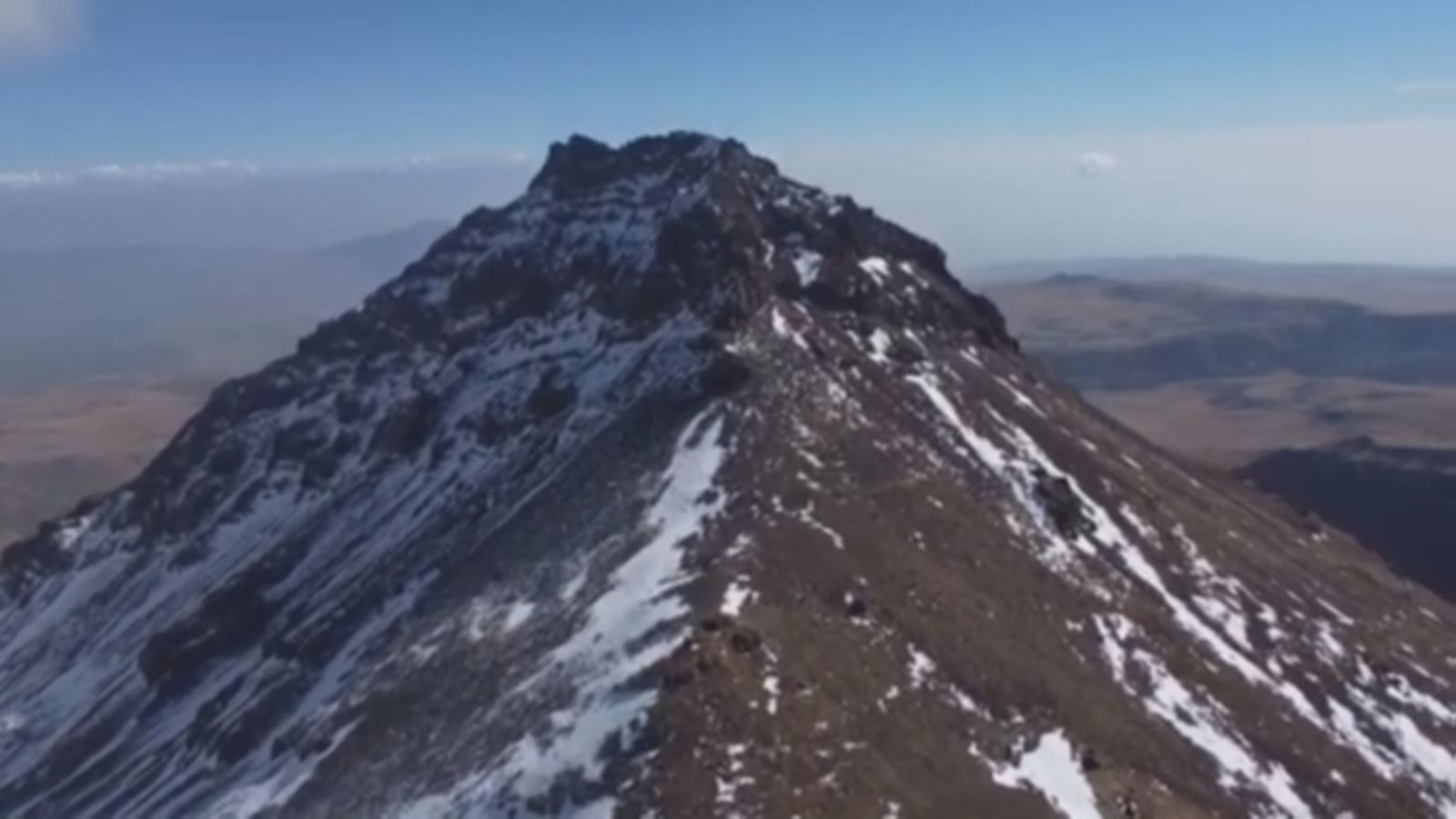 Un turista español desaparece en un alud en la montaña más alta de Armenia