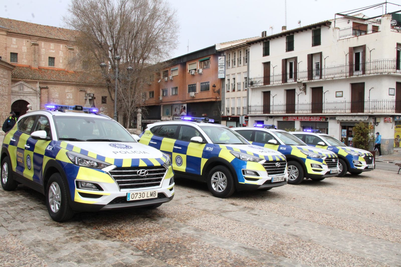Coches e policía de Arganda del Rey