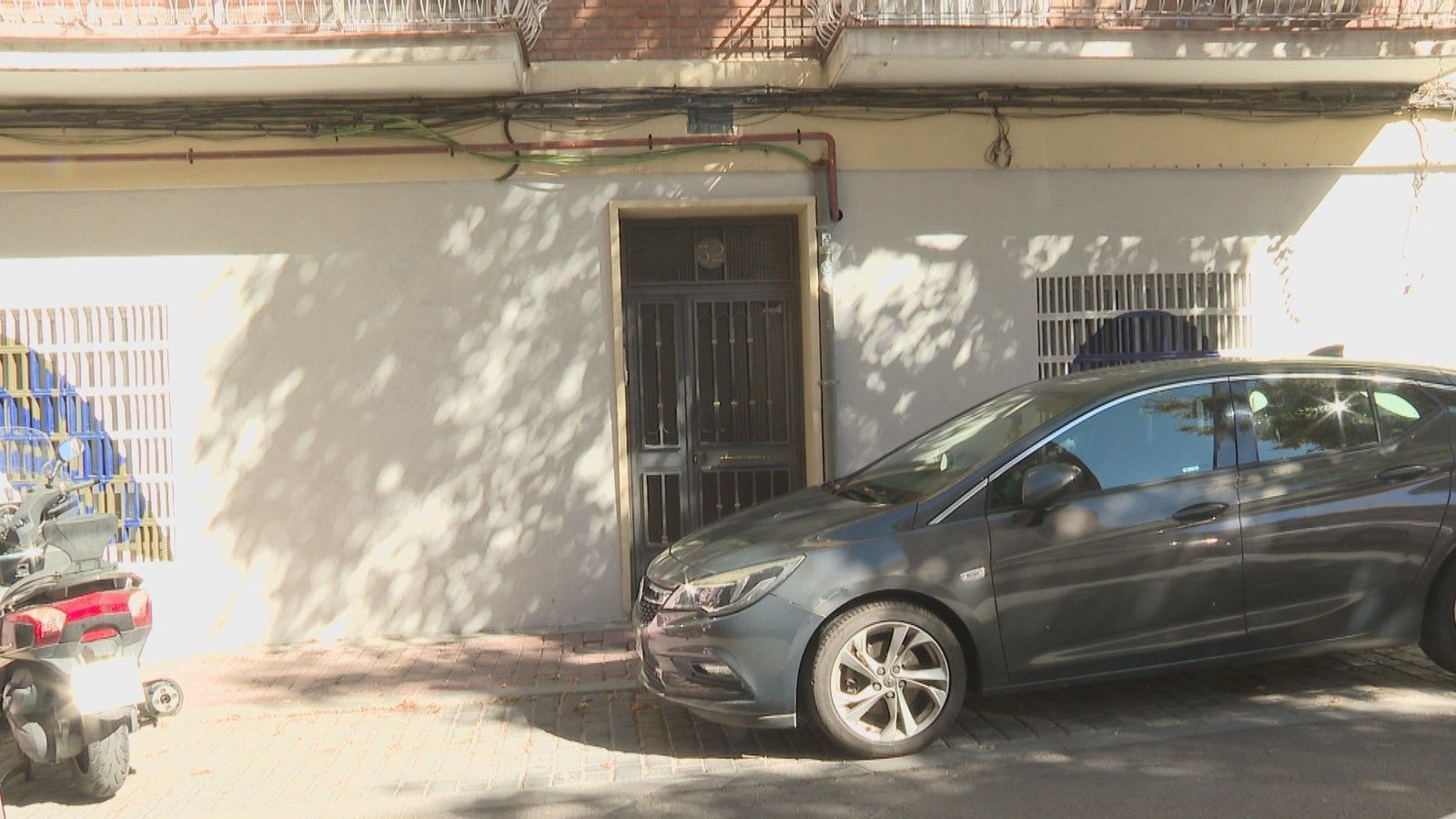 Un piso ocupado y una deuda de más de 26.000 euros: la pesadilla de una vecina de Vallecas