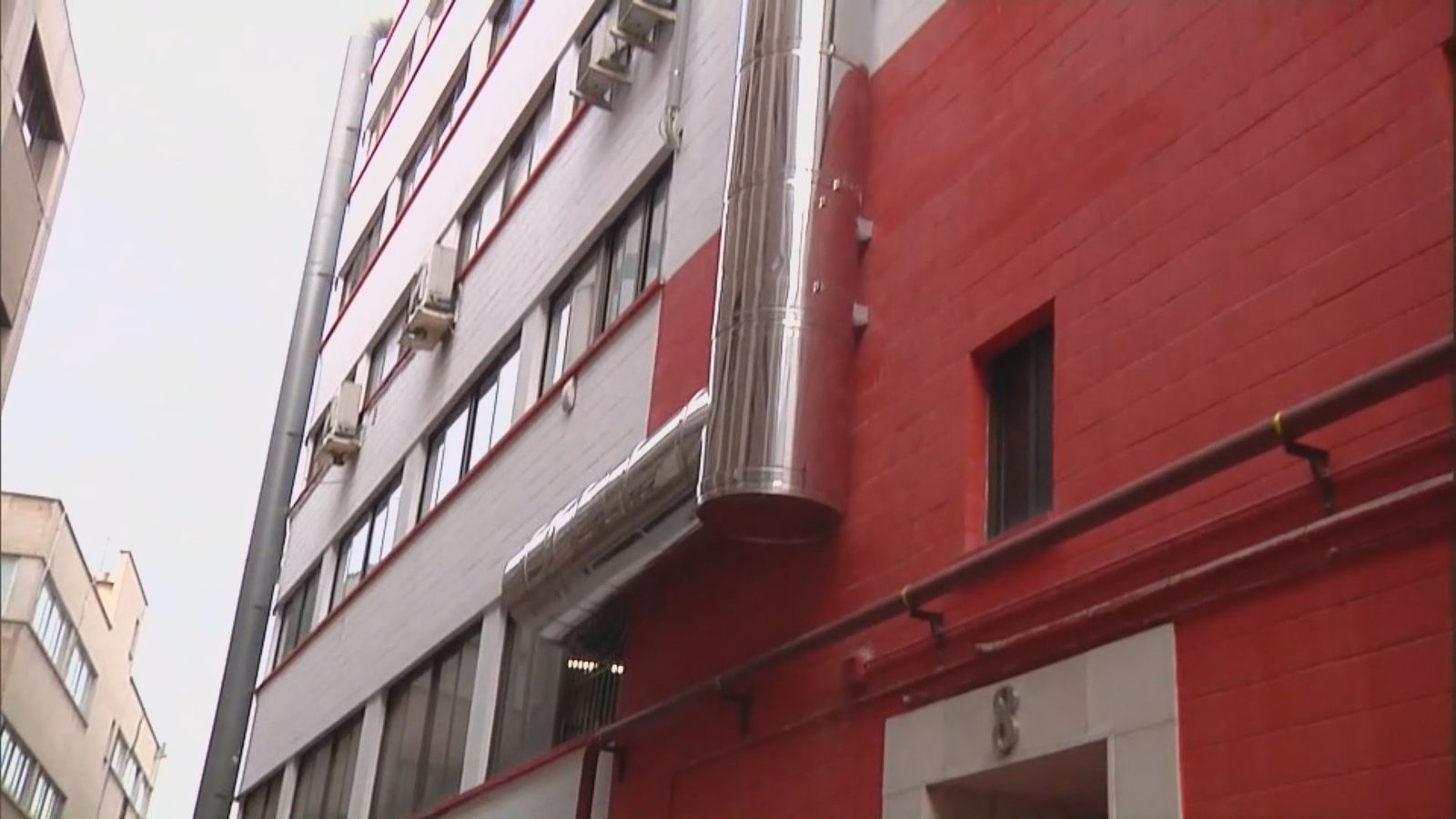 El Tribunal Superior de Justicia madrileño ha anulado las licencias municipales de dos cocinas fantasma de los distritos de Chamartín y Arganzuela, por incumplir o carecer de una evaluación ambiental