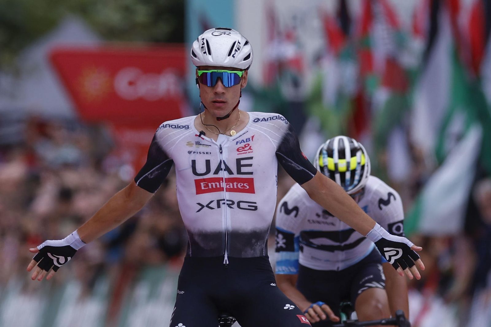 Juan Ayuso gana su segunda etapa en la Vuelta