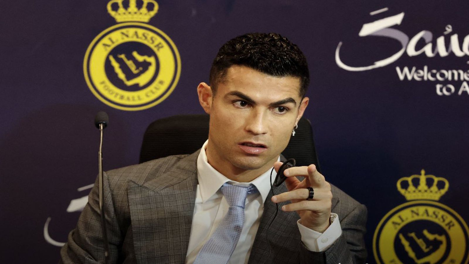 Cristiano presentado en Riad