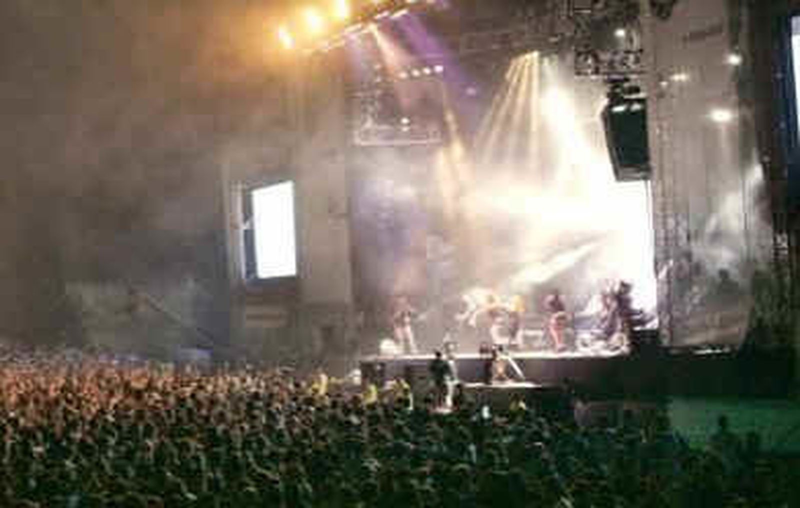 El FIB cruza su ecuador con el rock "vintage" de Arctic Monkeys