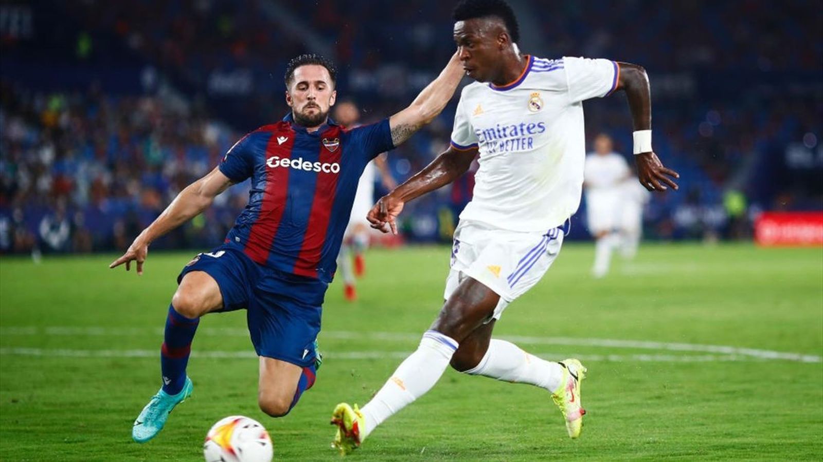 Vinicius ante el Levante