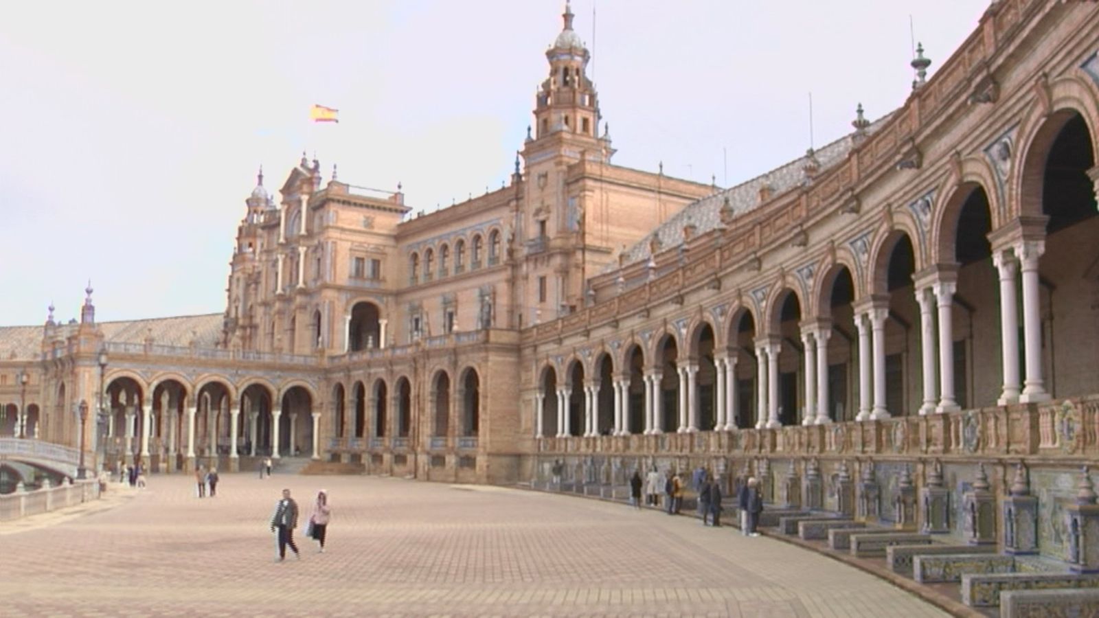 Sevilla cobrará por visitar la Plaza de España