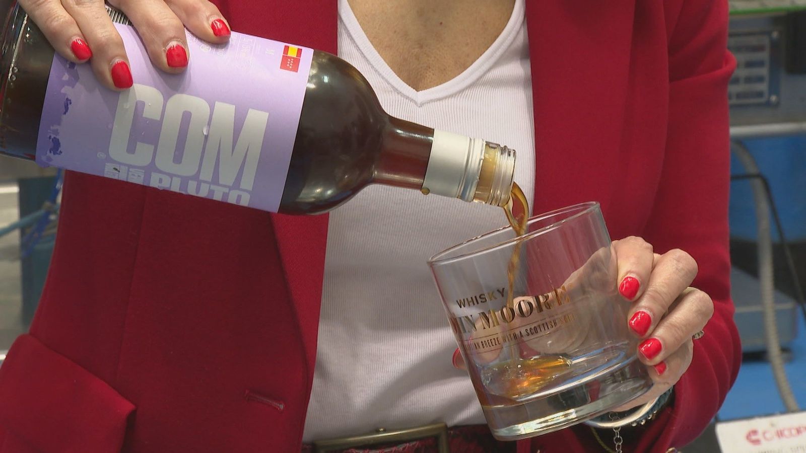 Vermú de violetas, la nueva bebida 100% madrileña