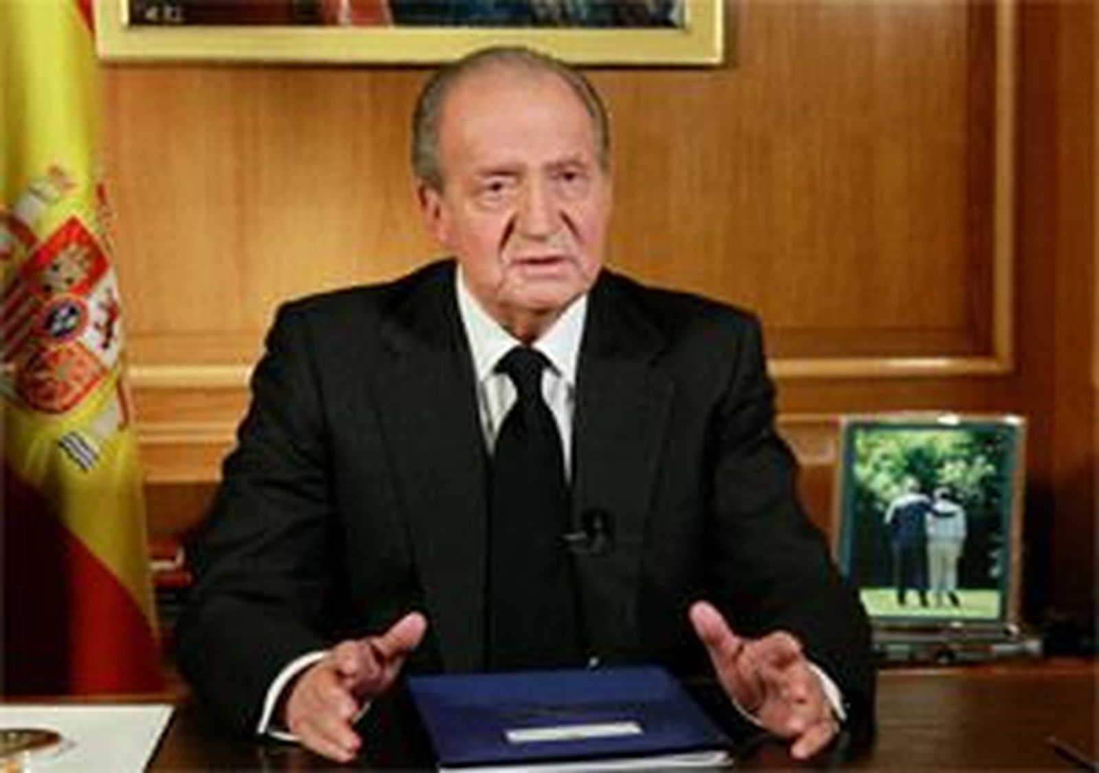 El Rey anima a seguir el ejemplo de Suárez para articular la diversidad de España