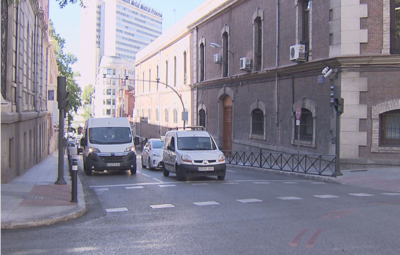 Madrid reducirá la velocidad máxima junto a los colegios a 20 Km por hora
