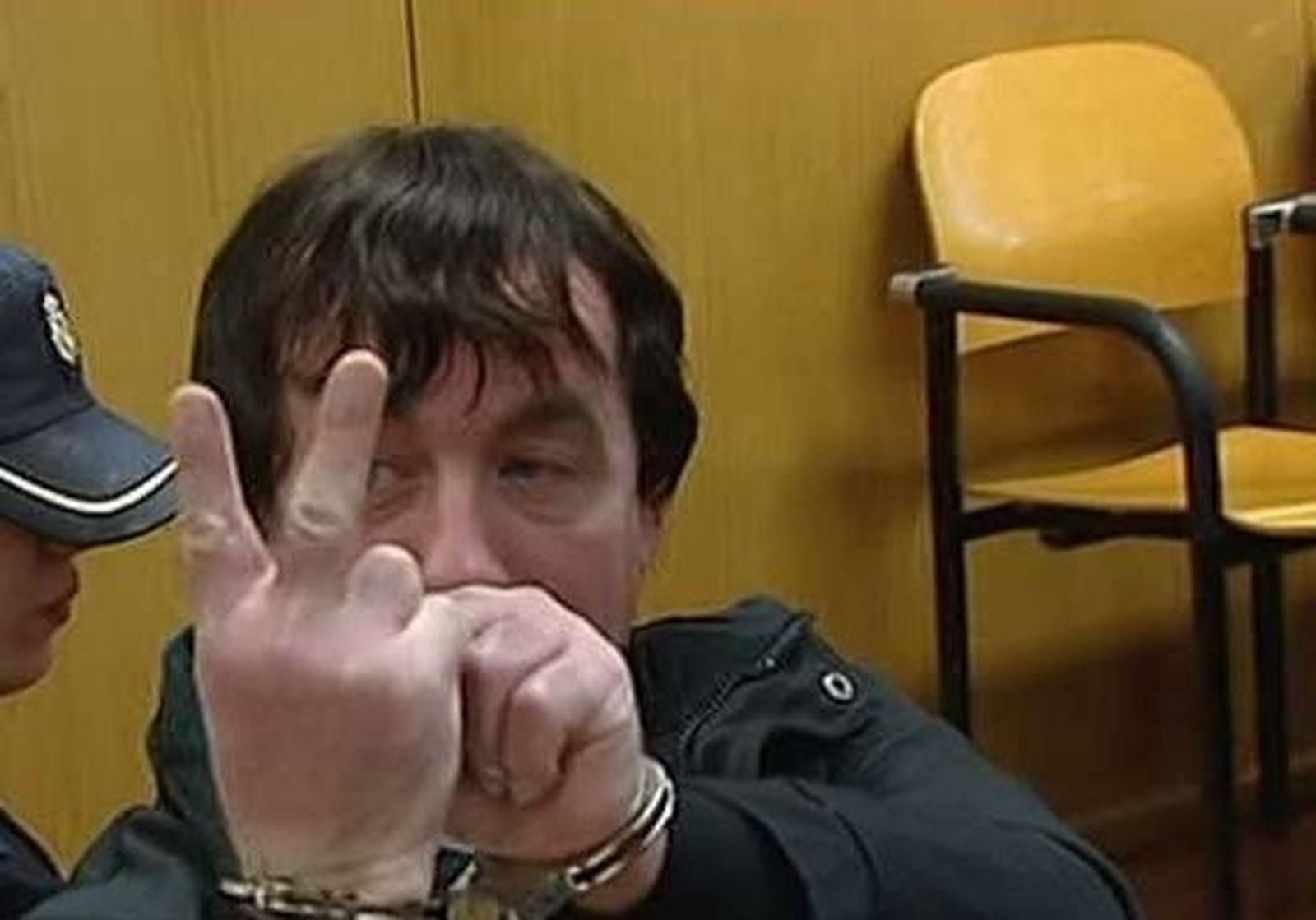 'El Solitario' se queja de que no se haga más para que cumpla prisión en España