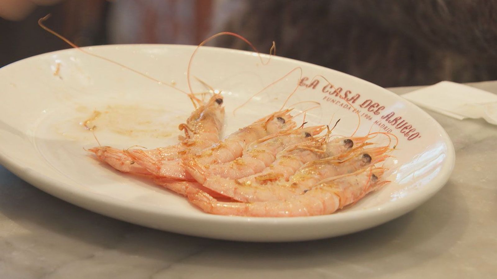 Chupar las cabezas de las gambas es perjudicial para la salud