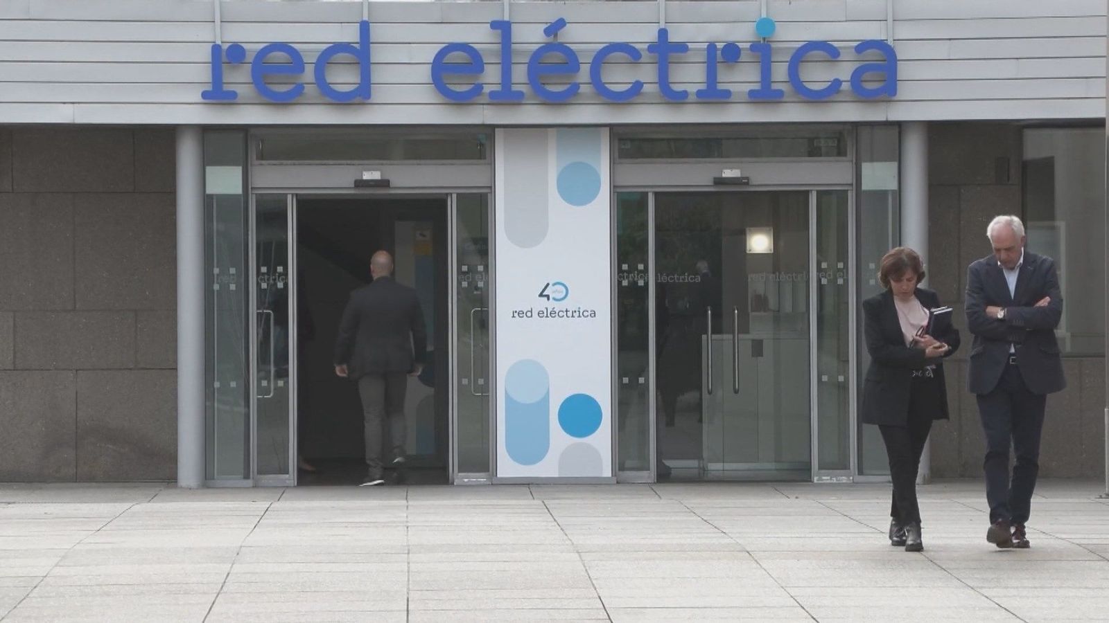 El Gobierno ofreció a las compañías eléctricas compatir la responsabilidad del apagón