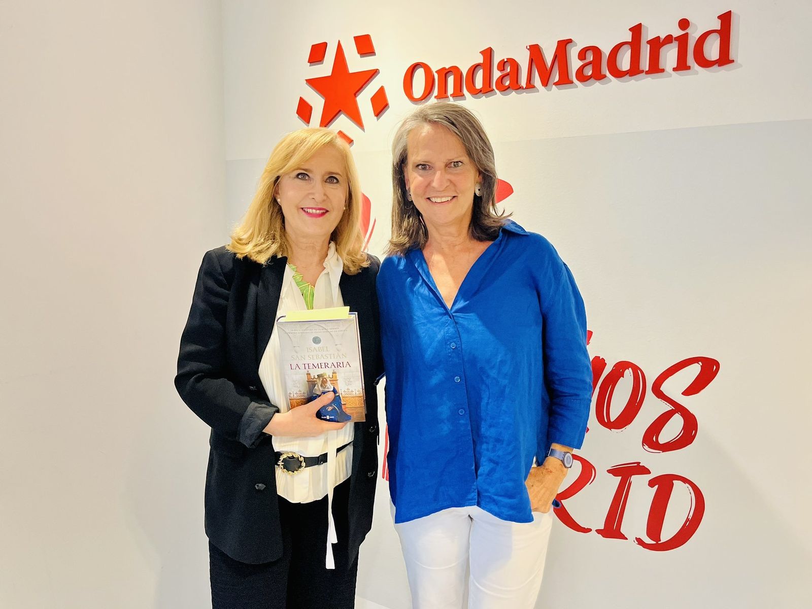 Isabel San Sebastián: “Me he pasado la vida con una maleta, pero nunca me han faltado los libros”