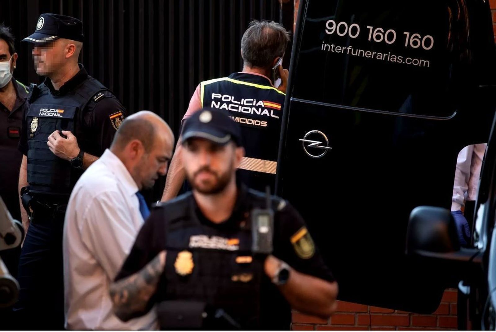 La mujer asesinada por su marido en Moratalaz llevaba un mes muerta