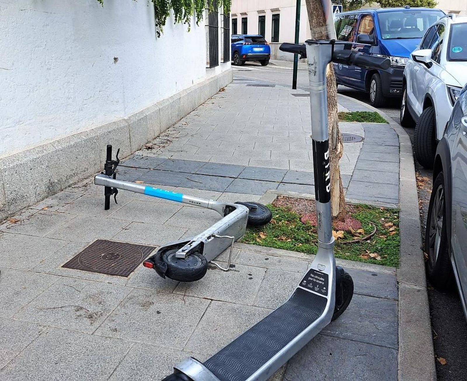 Patinetes en una calle de Villaviciosa de Odón