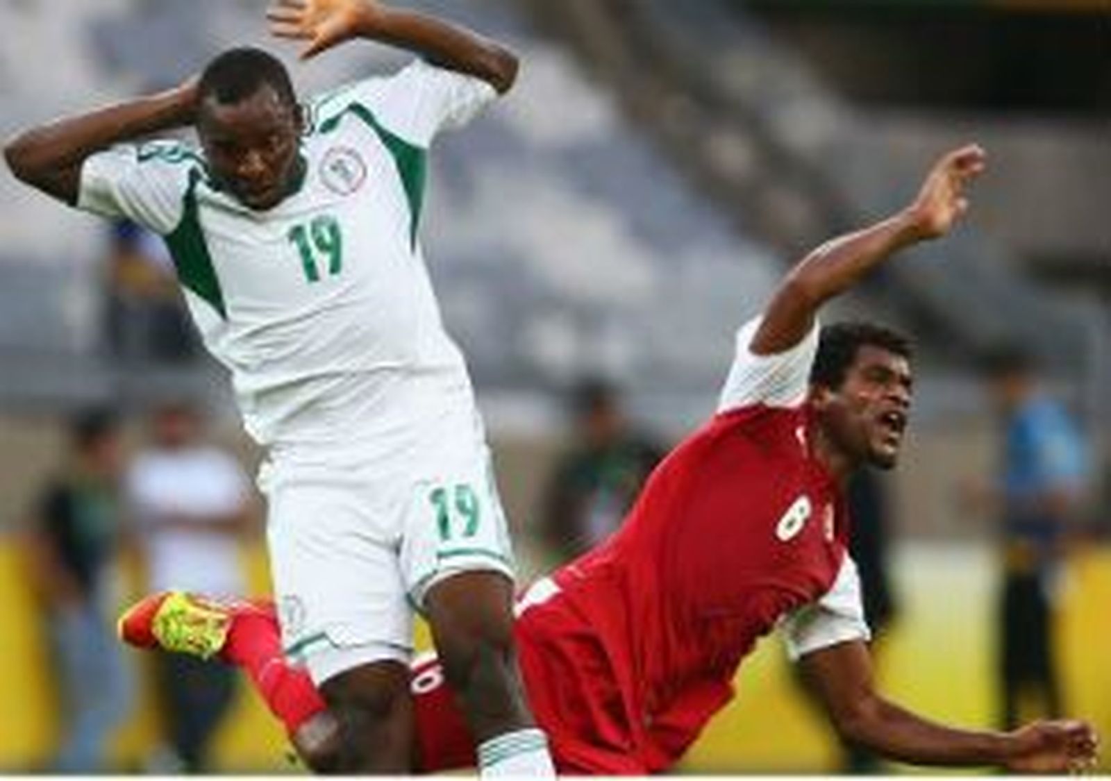 Nigeria golea a Tahití