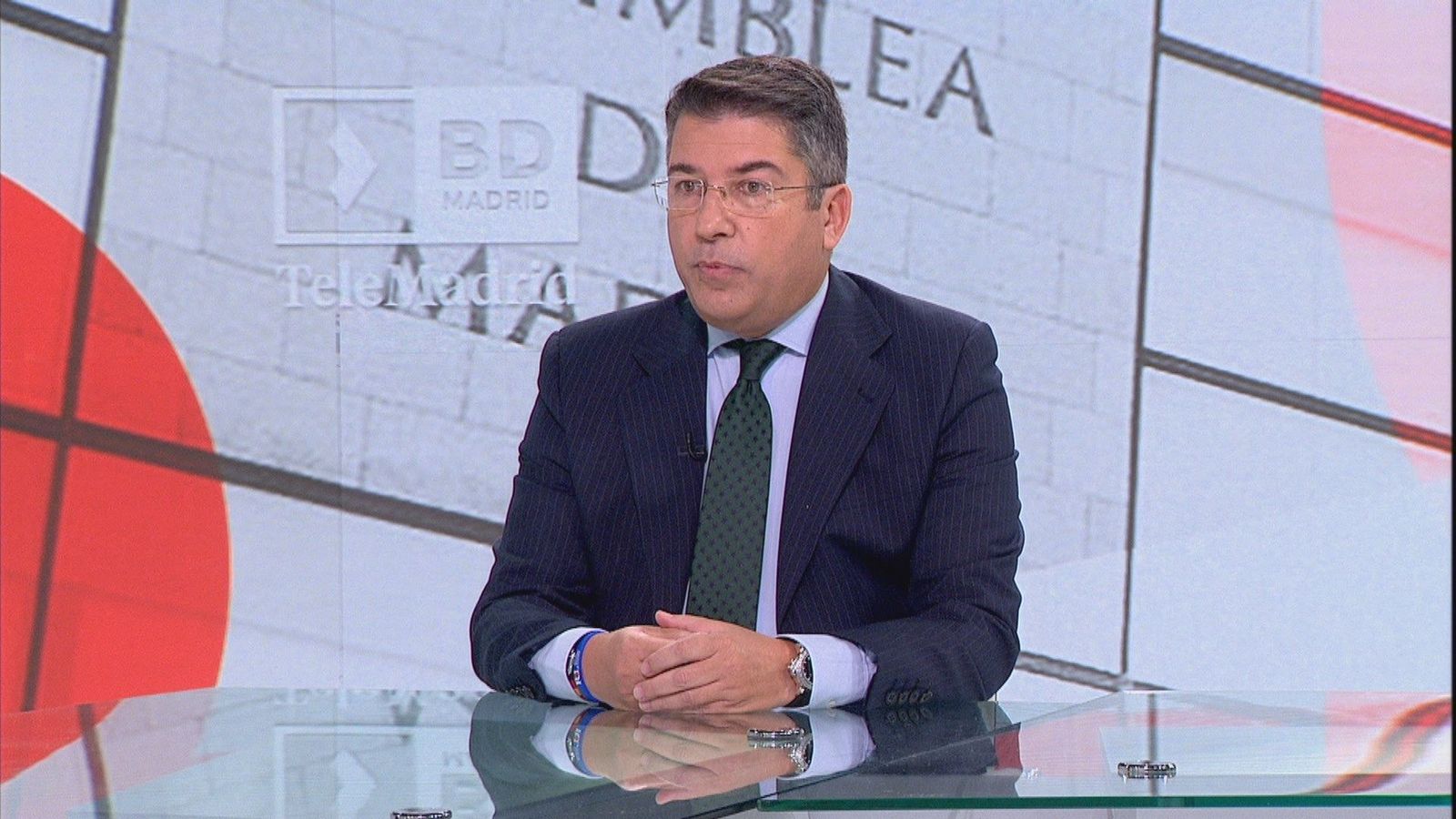 Muñoz Abrines: “Los ciudadanos están siendo rehenes de unos sindicatos sanitarios con carácter político”