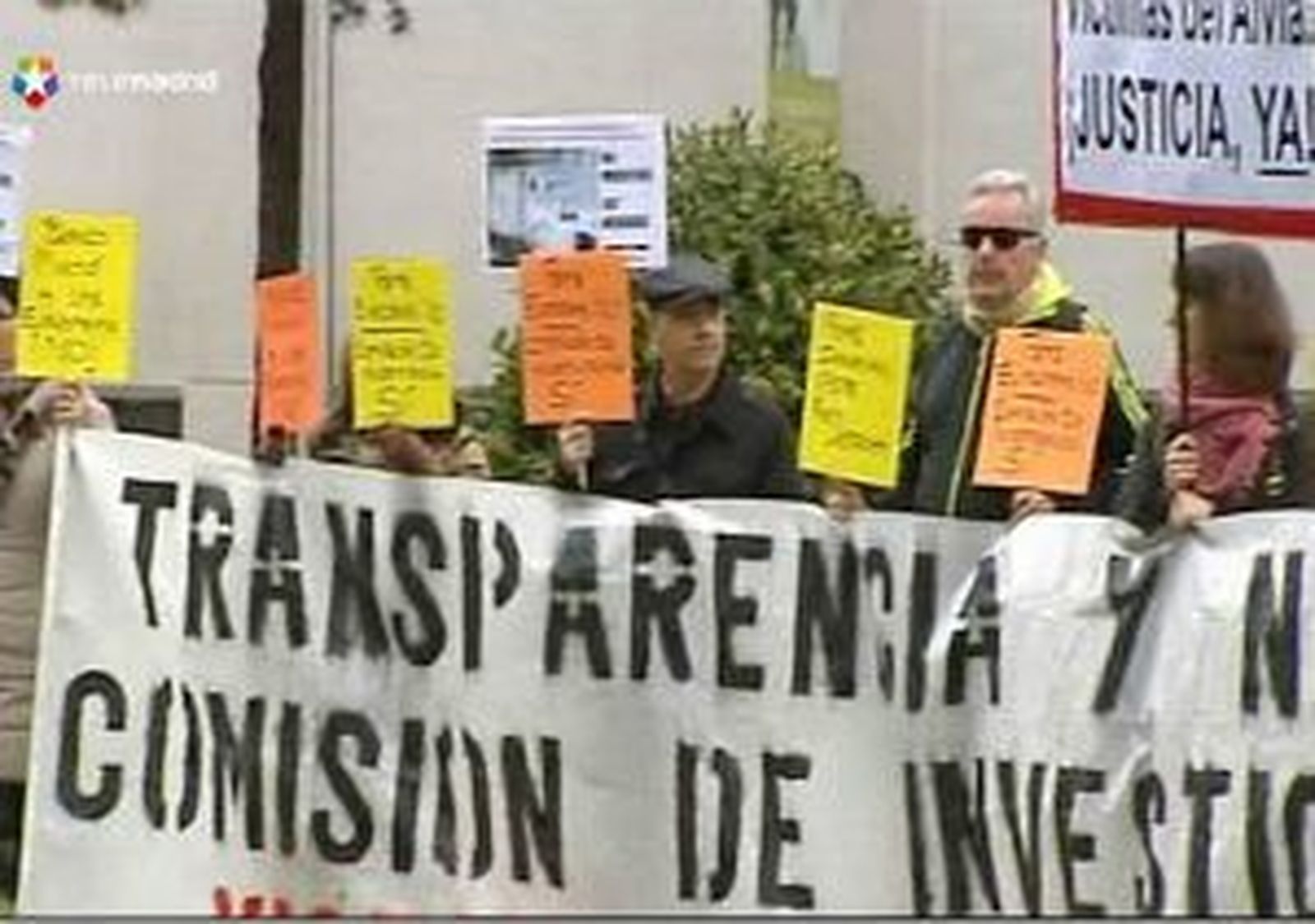 Las víctimas del Alvia dicen que hay "80 razones" para que Blanco se explique