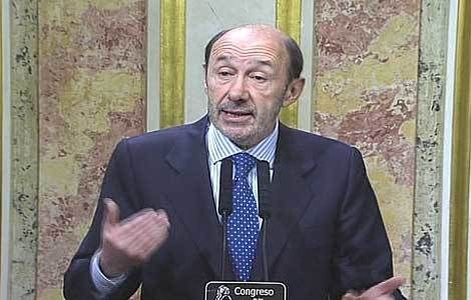 Rubalcaba dice que en 2012 ganó 67.229 euros netos