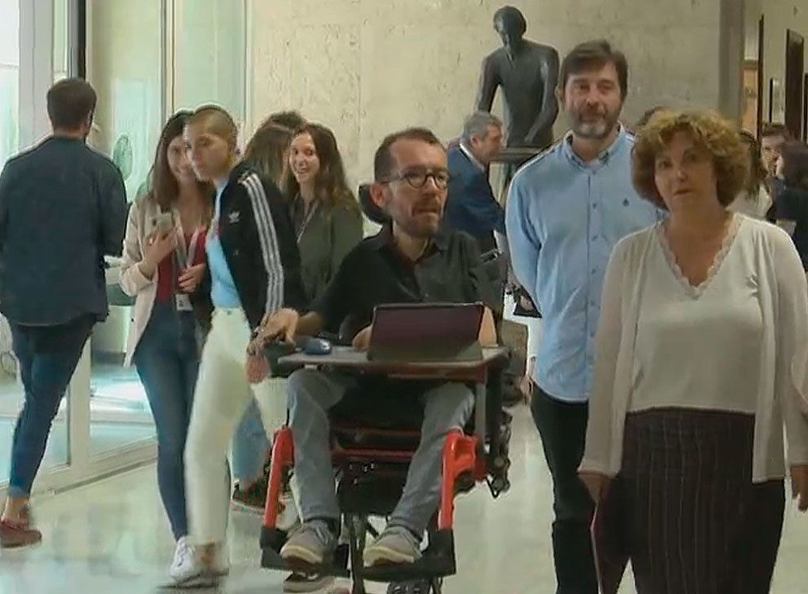 Podemos registra en el Congreso su proposición de ley para topar la subida de hipotecas de tipo variable