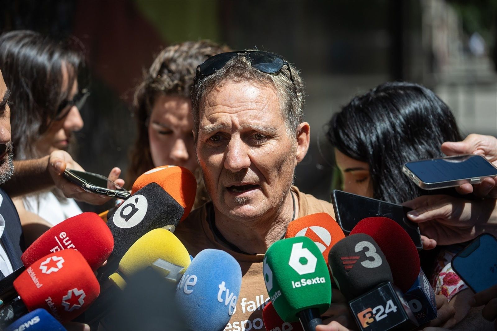 Feijóo se reúne con asociaciones de víctimas de la Dana de Valencia