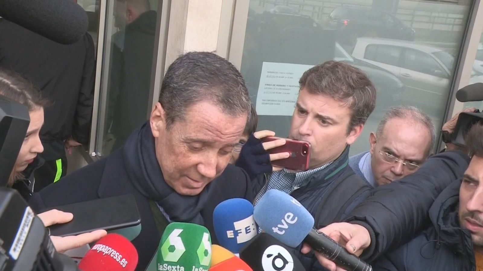 Zaplana niega tener cuentas o bienes fuera de España