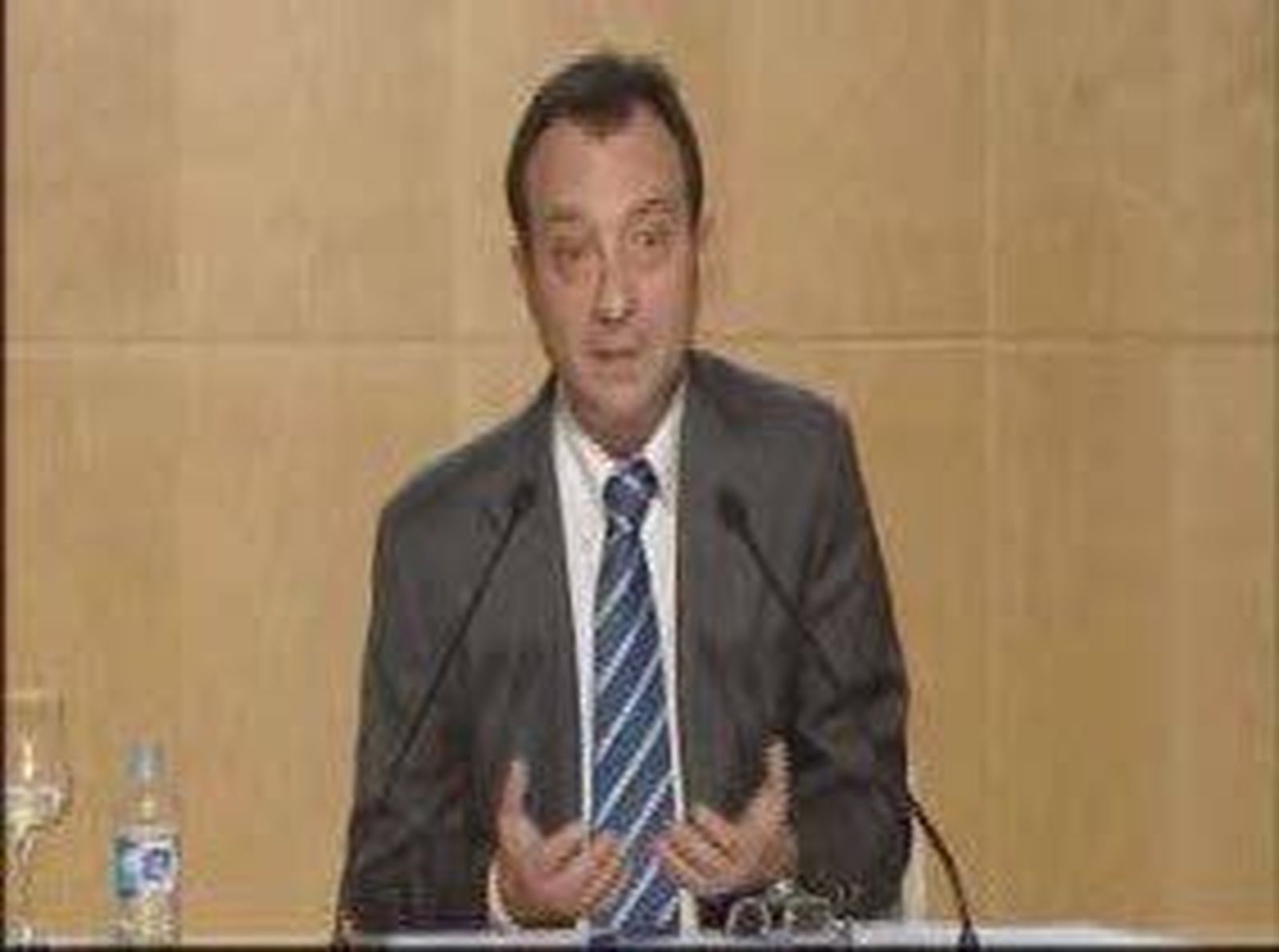 Cobo sobre Gallardón: Ir en las listas es absolutamente compatible con seguir