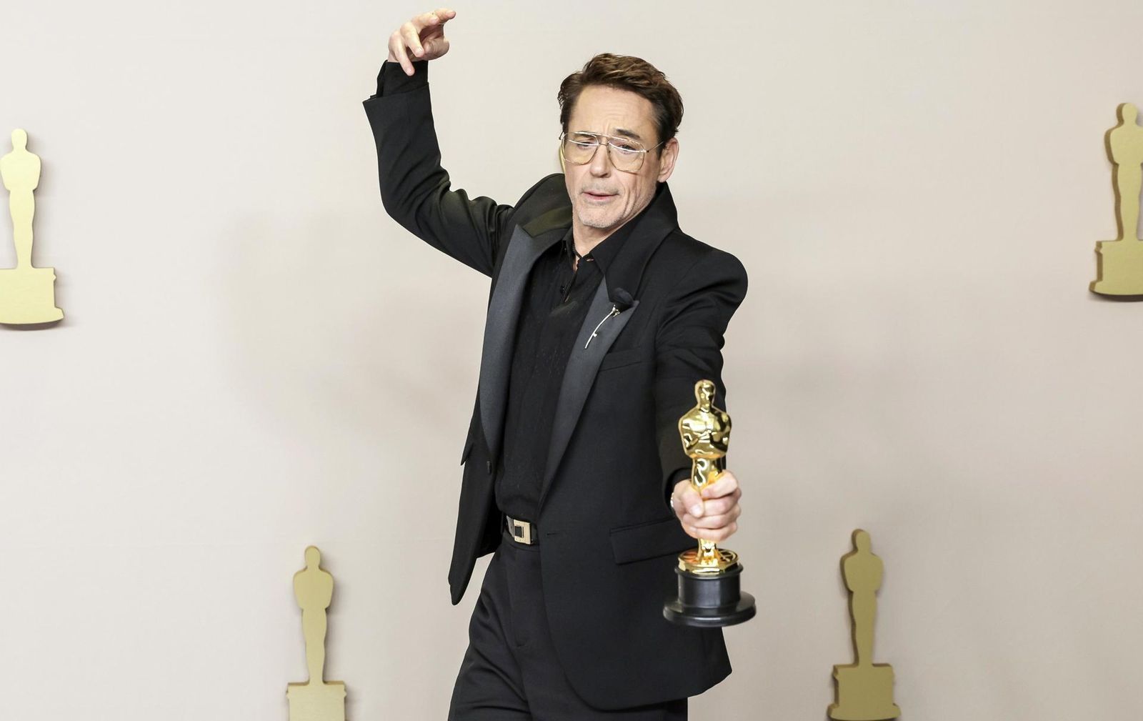 Robert Downey Jr., ganador del Oscar for Mejor Actor de Reparto por 'Oppenheimer'