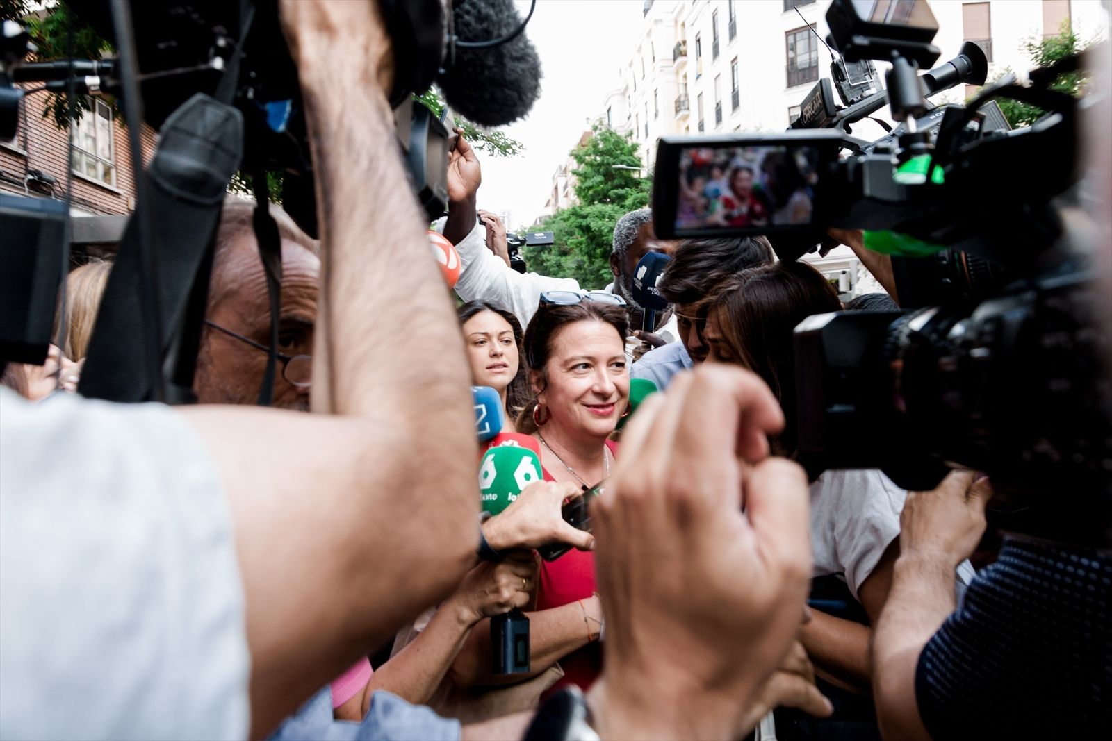 La Fiscalía de Madrid pide investigar a Leire Díez por posible intento de soborno a dos fiscales