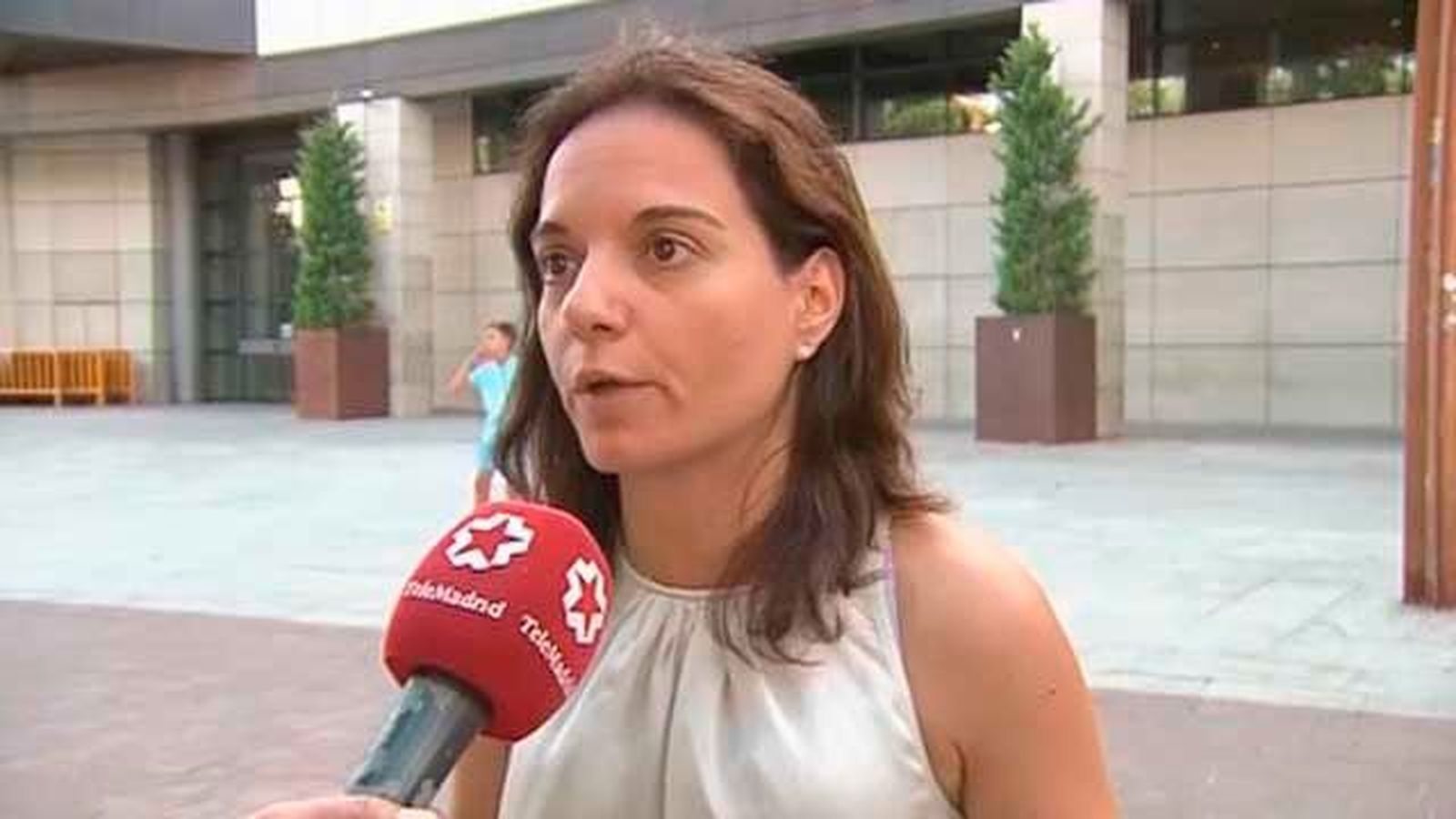 La alcaldesa de Getafe denuncia destrozos en su vehículo en las fiestas de Perales del Río
