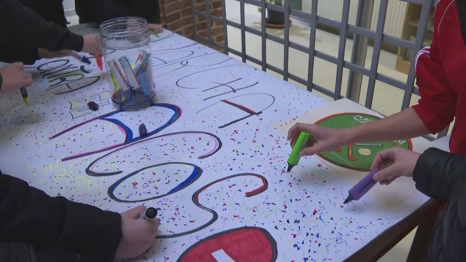Miles de estudiantes de Fuenlabrada corren contra el acoso escolar
