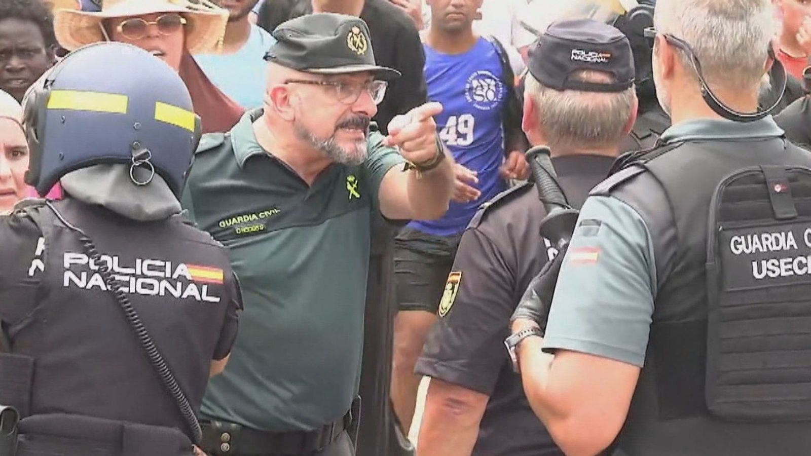 La Guardia Civil abrió la verja del Tarajal por orden del gobierno el día de la invasión
