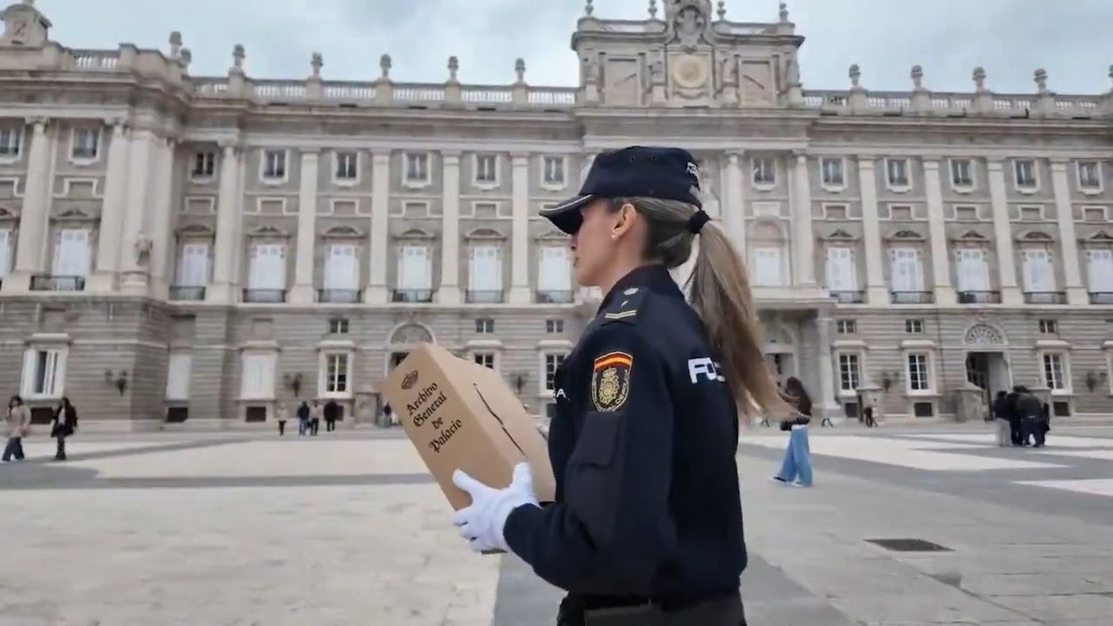 Recuperados ocho documentos históricos del archivo del Palacio Real