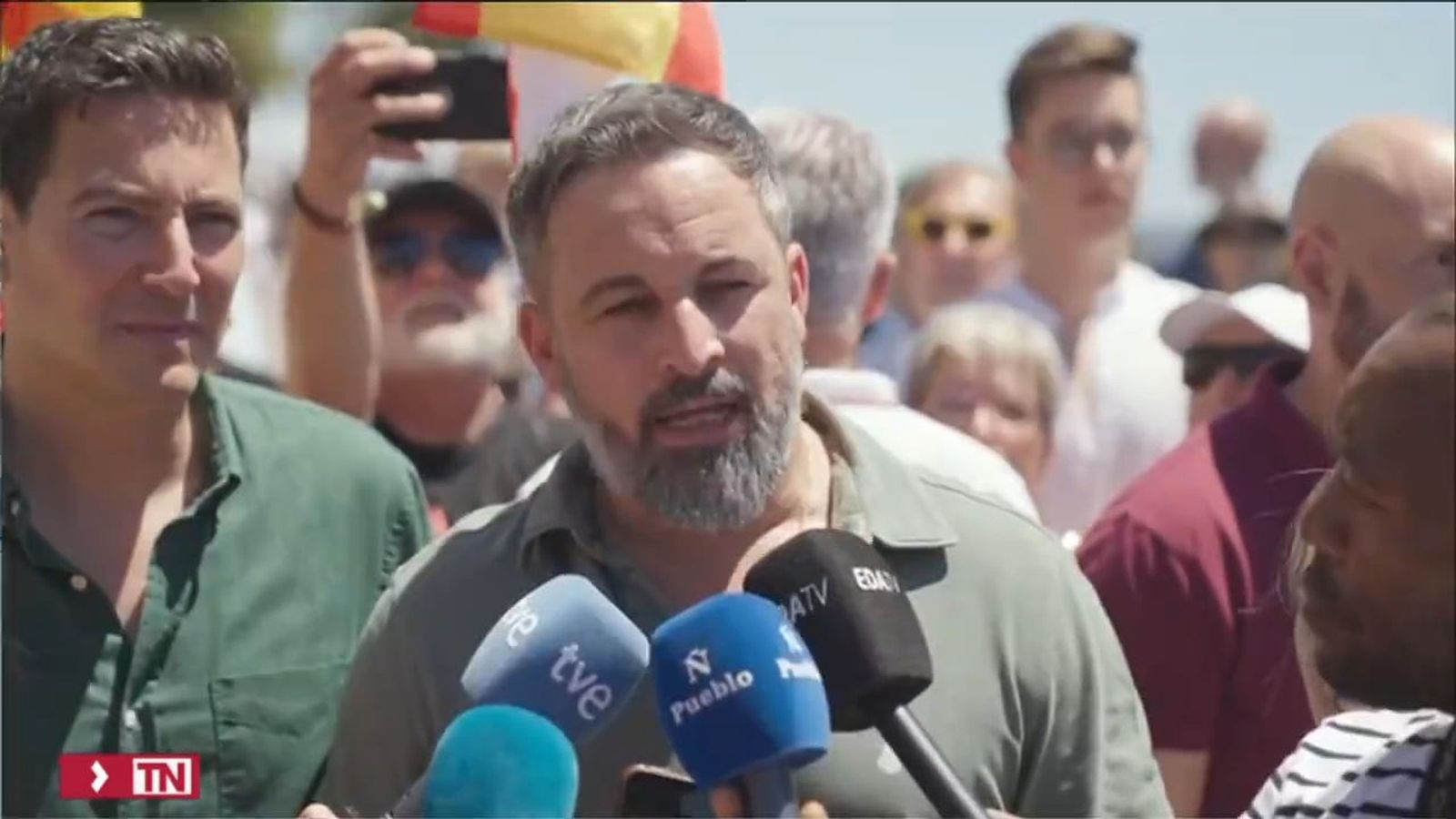 Abascal contra Sánchez
