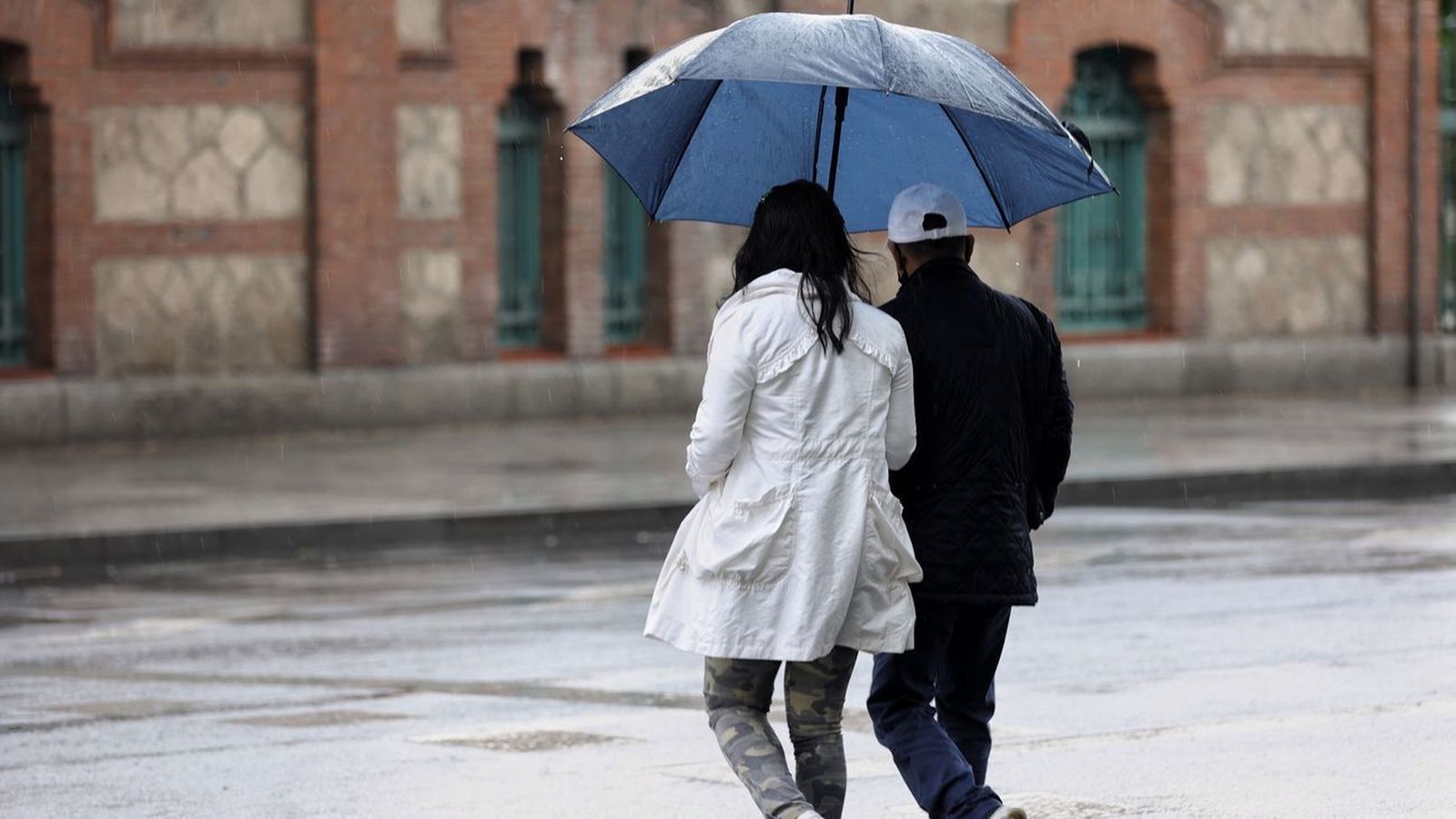 Tiempo en Madrid: el Día de la Almudena estará pasado por agua en la Comunidad