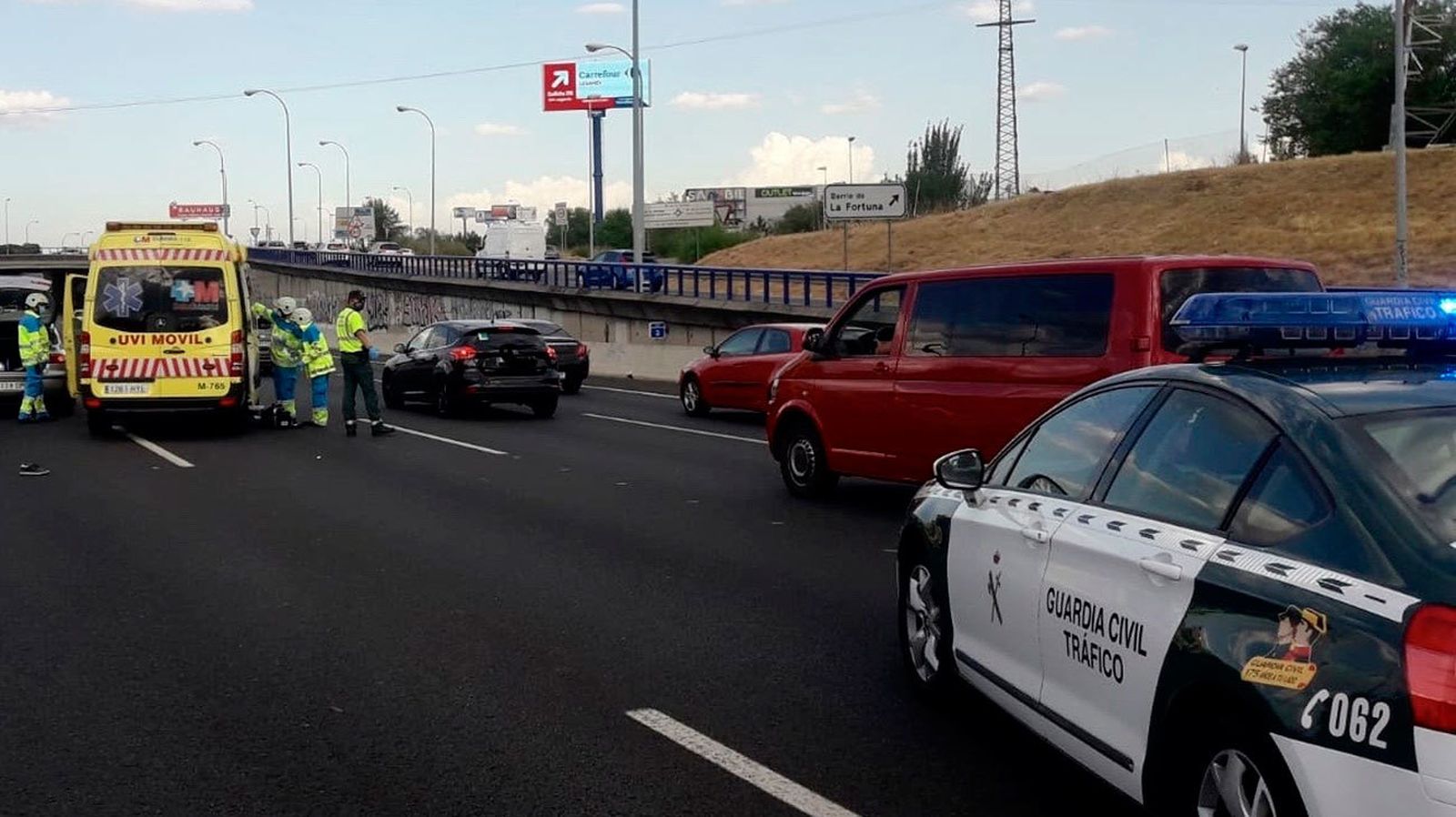 Muere atropellado al cruzar por la M-40 en Leganés