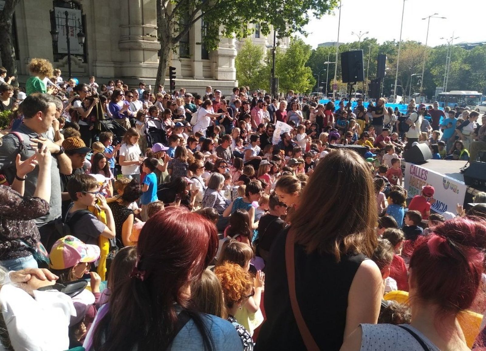 La #RevueltaEscolar en la manifestación de Cibeles este viernes