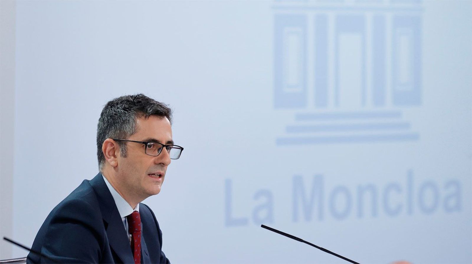 Bolaños y Gamarra se emplazan a hablar en septiembre tras un primer contacto