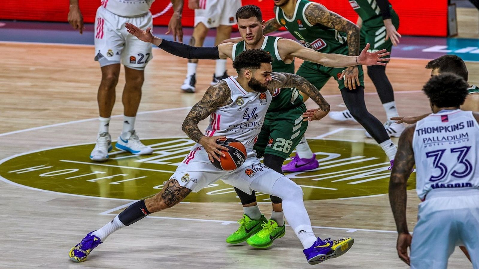 Jeff Taylor ante Panathinaikos