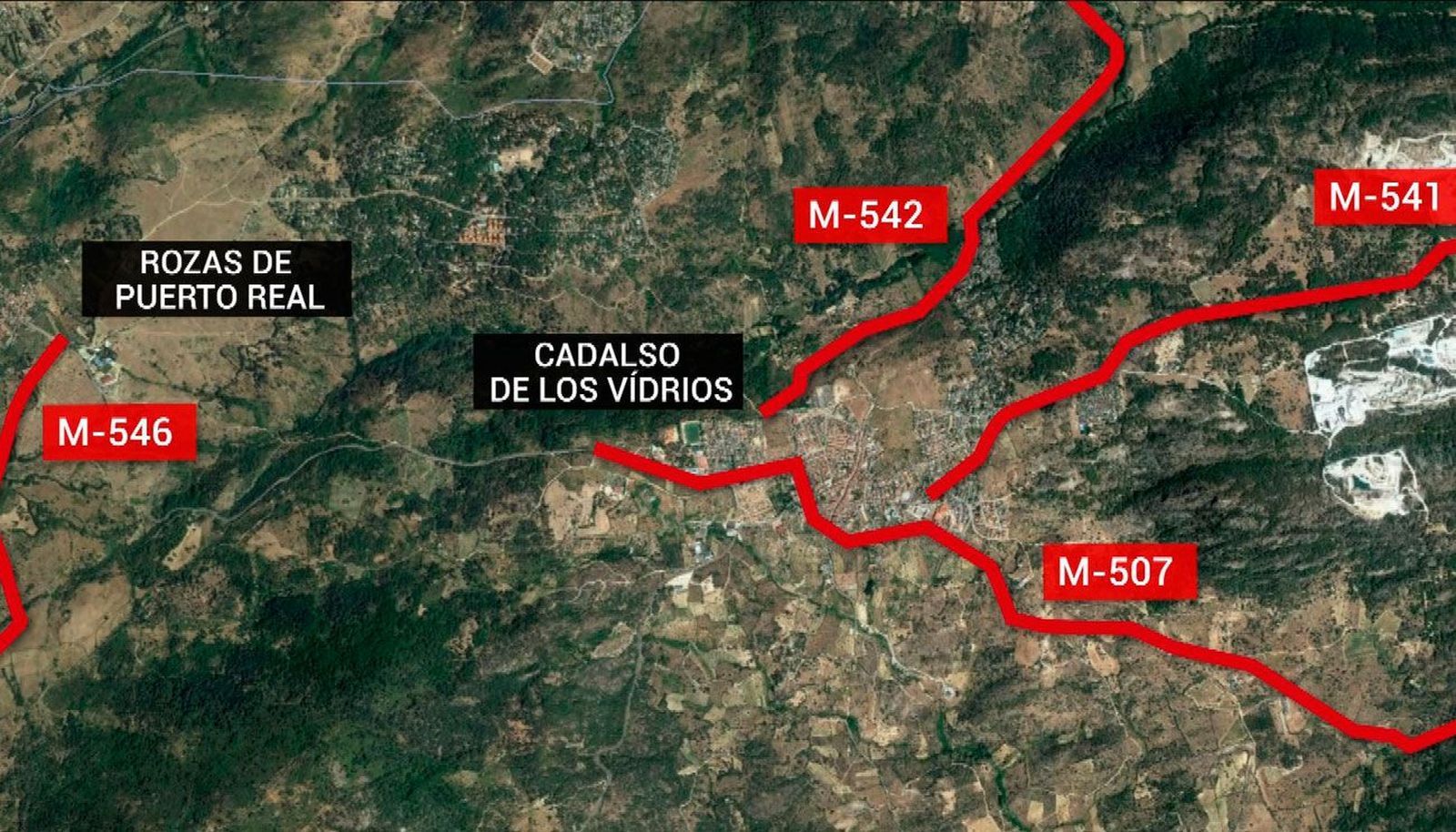 El incendio de Cadalso obliga a cortar varias carreteras
