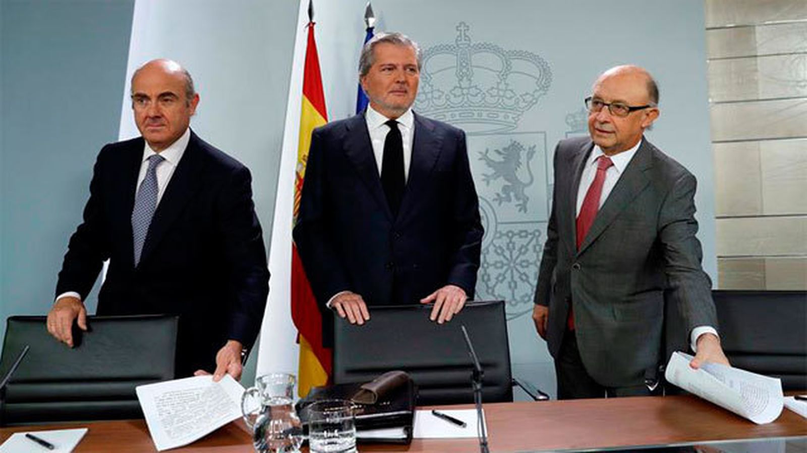 Luis de Guindos, Íñigo Méndez de Vigo y Cristóbal Montoro