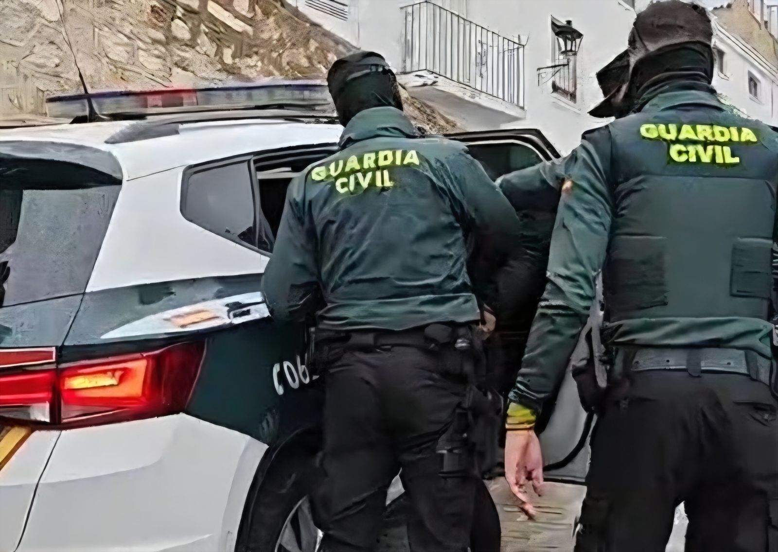 Agentes de la Guardia Civil en Jaén