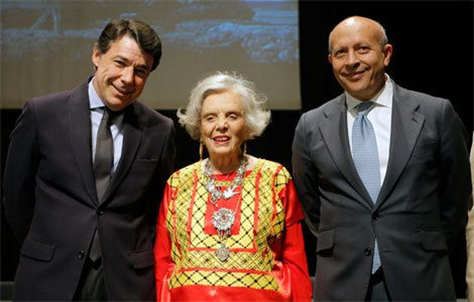 Poniatowska inicia, "con gran honor", la lectura del 'Quijote' en Madrid