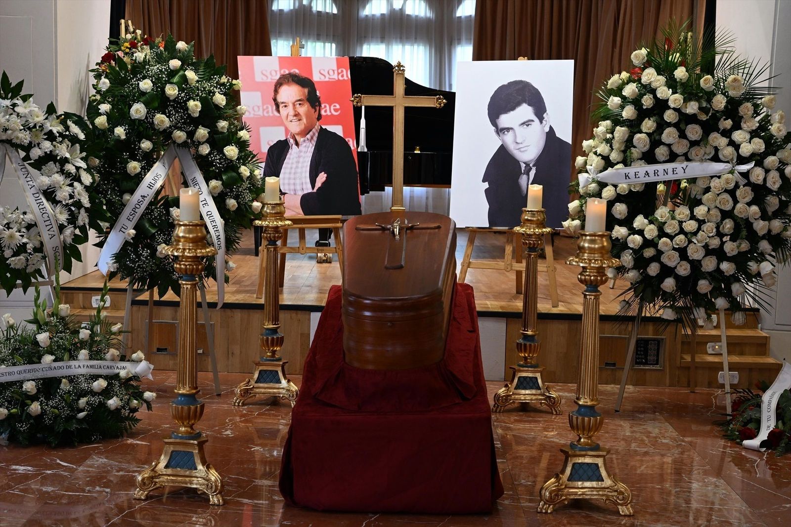 La capilla ardiente para despedir a Manuel de la Calva, la mitad del Dúo Dinámico, abre sus puertas en la sede la SGAE