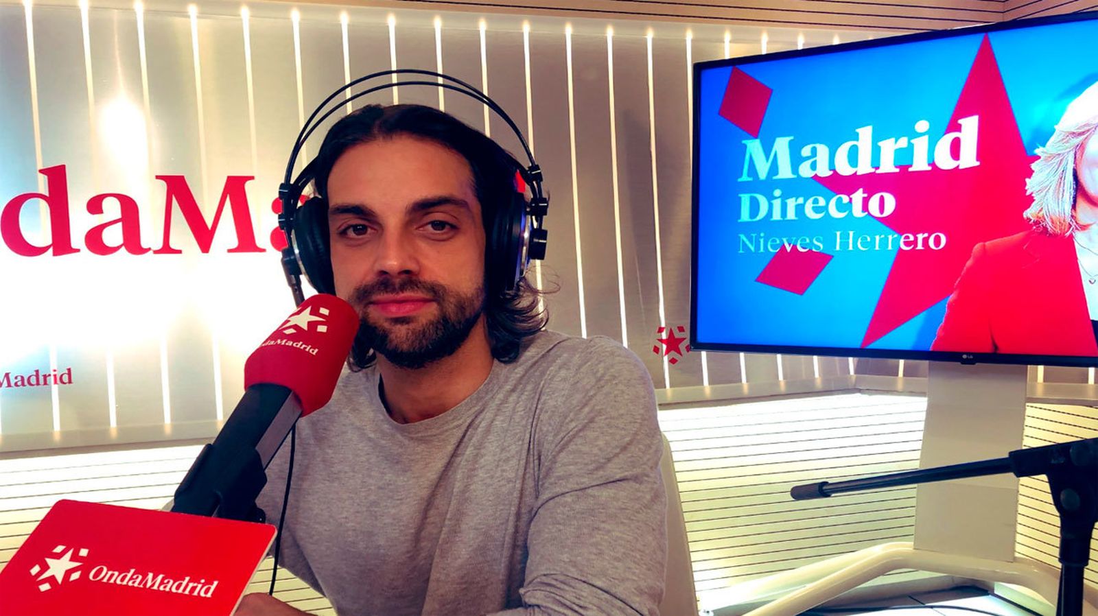 Entrevista a Christian Escuredo