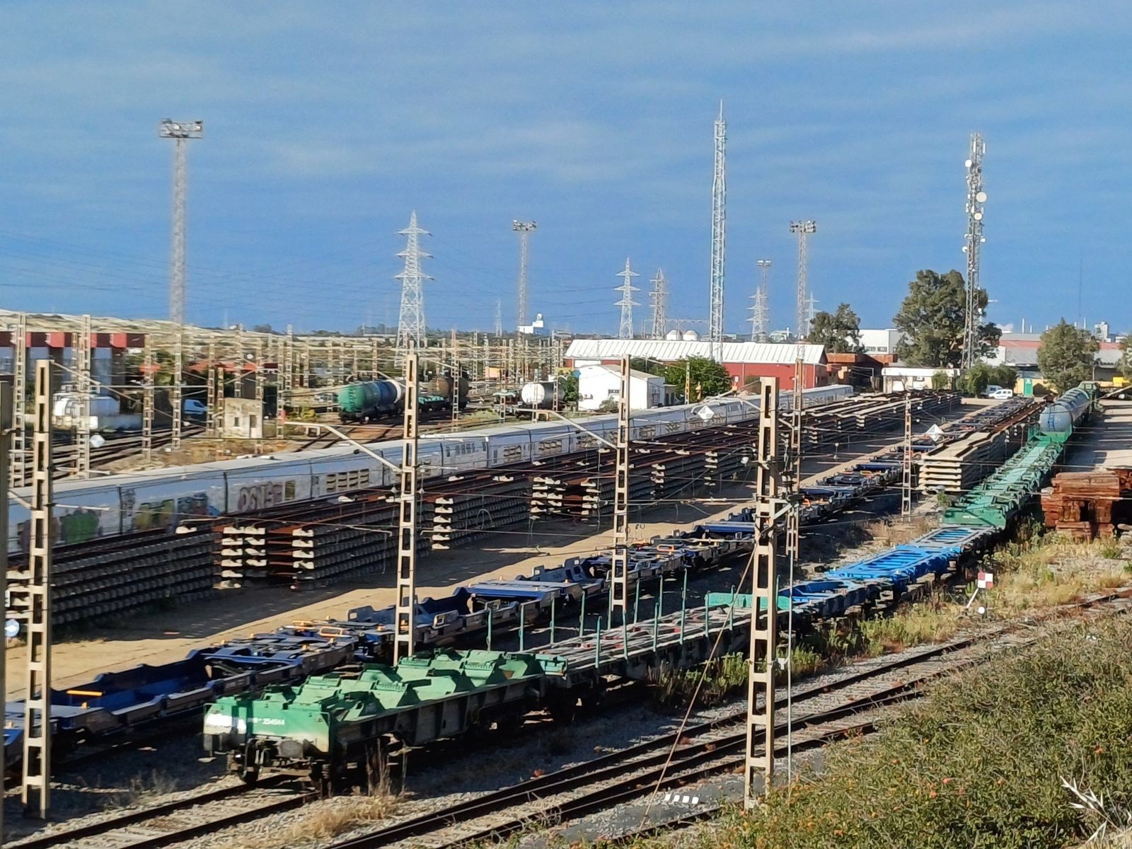 Adif recibe 78 millones para financiar la electrificación de tramos de la red básica de transporte