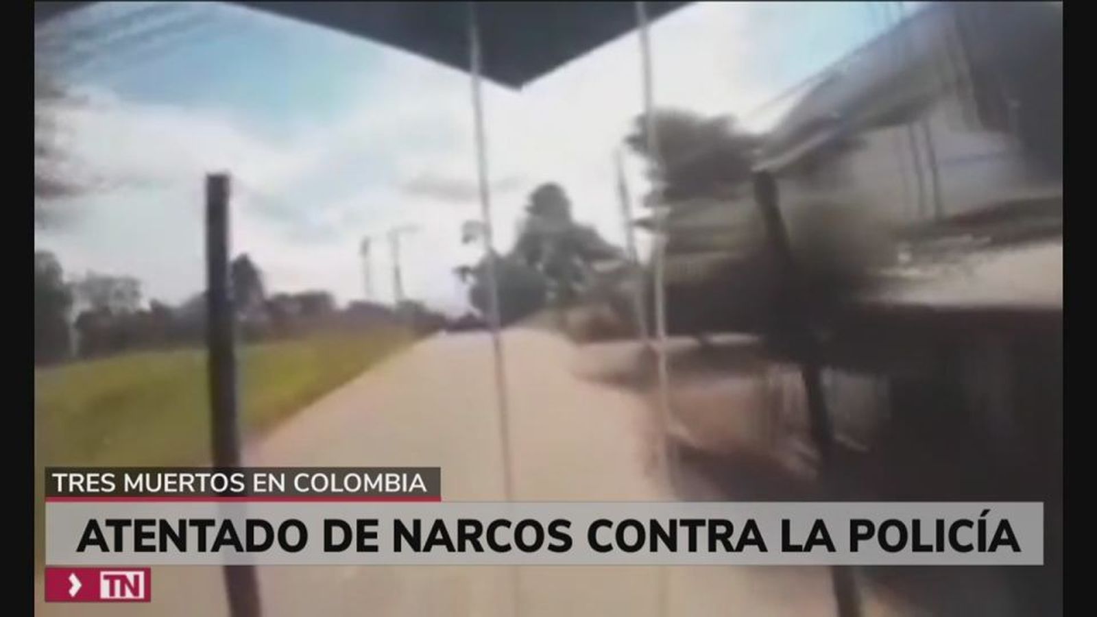 Las imágenes del atentado de unos narcos colombianos contra la Policía
