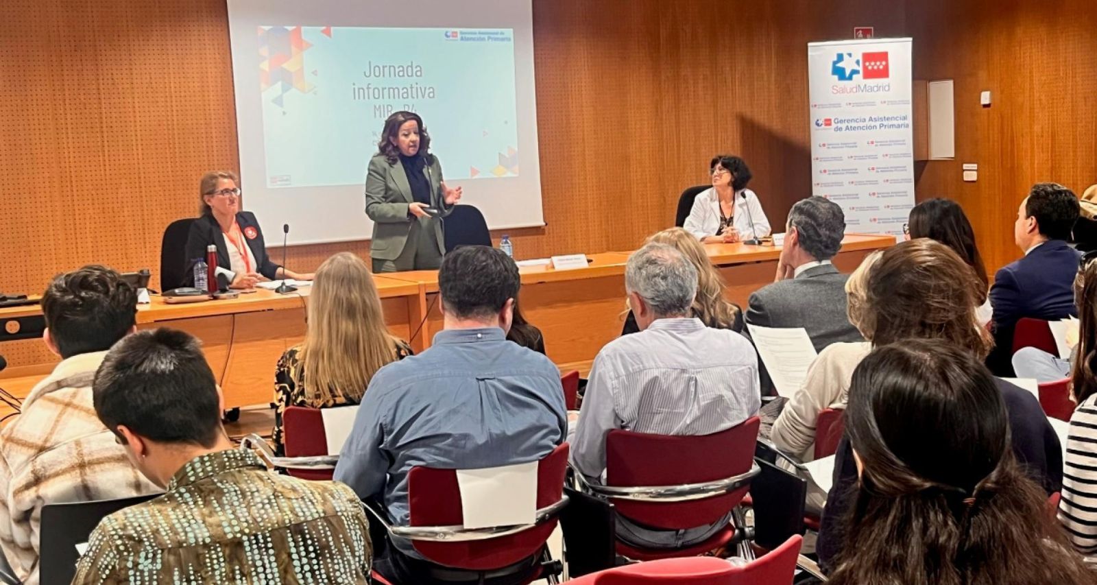 La consejera de Sanidad, Fátima Matute, presenta el Plan de los MIR