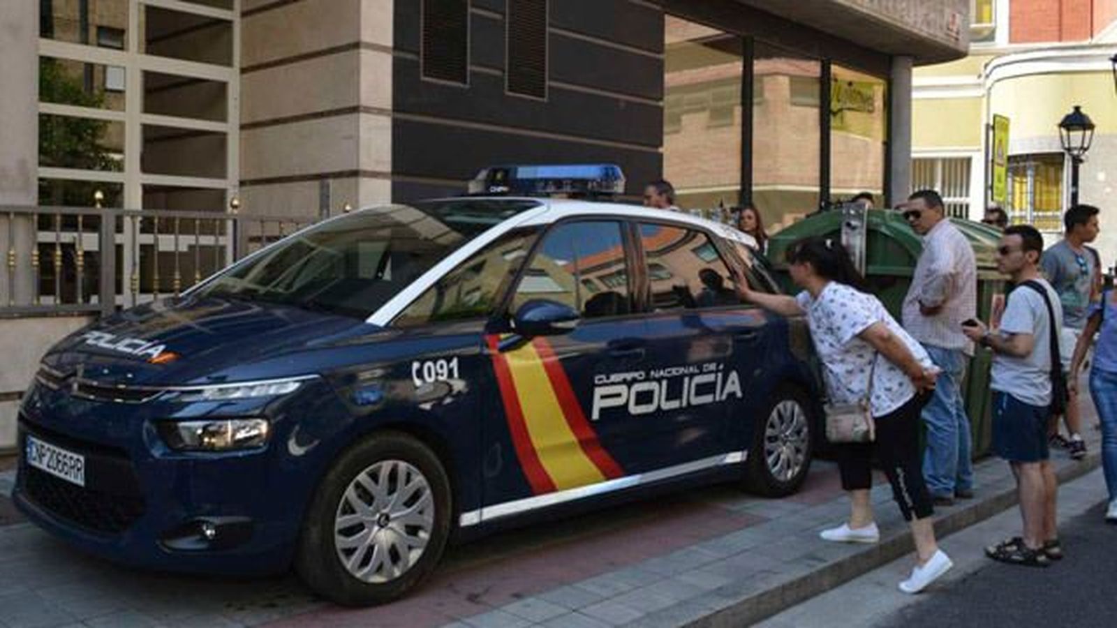 Detenidas dos mujeres por estafa tras cerrar una agencia de viajes en Palencia